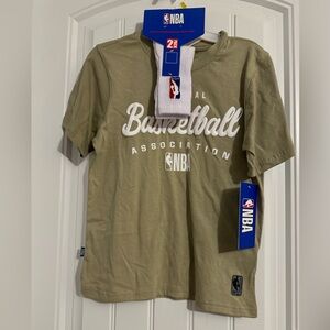 Great NBA olive green boys size 10 12 short sleeve graphic T-shirt socks